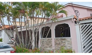 EL CRISOL / VILLAS DE CERRO LINDO / 210M / 2 NIVELES / 3 HABITACION JC