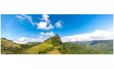 VENTA CASA EN ALTOS DEL MARIA AMPLIA 2700M2 CV