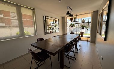 Departamento En Venta De 3 Dorm. En La Cisterna Piscina