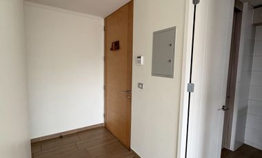 Departamento En Venta De 3 Dorm. En La Cisterna Piscina