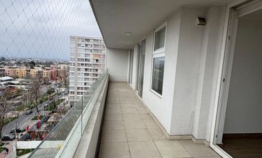 Departamento En Venta De 3 Dorm. En La Cisterna Piscina