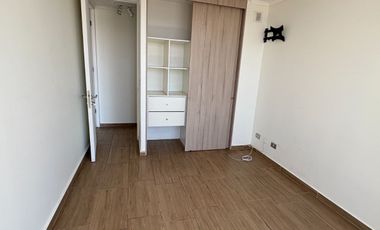 Departamento En Venta De 3 Dorm. En La Cisterna Piscina