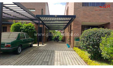 Renta Casa Palo de Agua Cota Cundinamarca