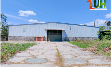 00680 - VENDO NAVE INDUSTRIAL EN PUCALLPA - A UNOS PASOS DE C.F.B KM 8