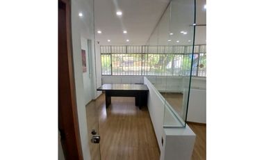 Oficina en Arriendo Manila Medellín