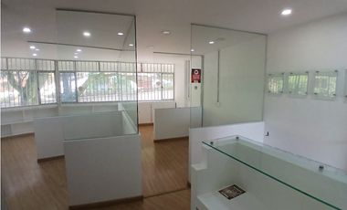 Oficina en Arriendo Manila Medellín