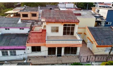 Casa para la venta Bario Jardin Pereira