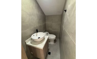 SE VENDE CASA EN EL BARRIO LA CASTELLANA DE MONTERIA