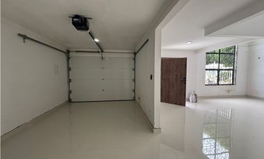 SE VENDE CASA EN EL BARRIO LA CASTELLANA DE MONTERIA