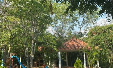 VENTA CASA CAMPESTRE GIRARDOT (MG)