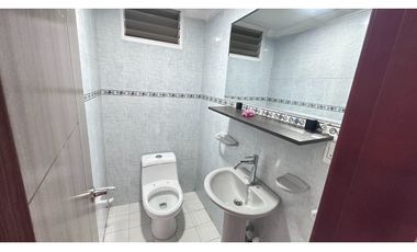 VENTA DE APARTAMENTO DE 117 MTS2 EN PROFESIONALES EN ARMENIA QUINDIO