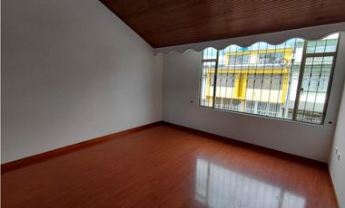 SE VENDE CASA AMPLIA EN SAN PABLO ZIPAQUIR