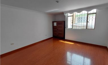SE VENDE CASA AMPLIA EN SAN PABLO ZIPAQUIR