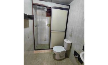 SE VENDE CASA AMPLIA EN SAN PABLO ZIPAQUIR