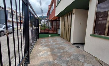 SE VENDE CASA AMPLIA EN SAN PABLO ZIPAQUIR
