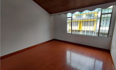 SE VENDE CASA AMPLIA EN SAN PABLO ZIPAQUIR