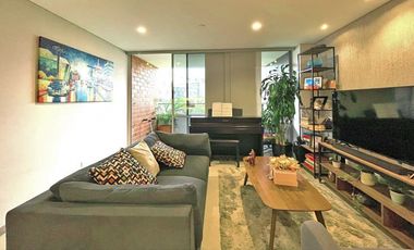 Vendo moderno apto con vista a verde en El Encierro, El Poblado