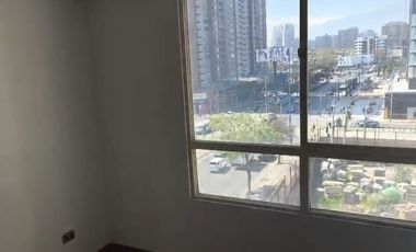 ARRIENDA DEPTO. A PASOS DE METRO IRARRAZAVAL $430.000 DEPTO.  1D Y 1B CON  1 ESTAC. Y AMPLIA TERRAZA
