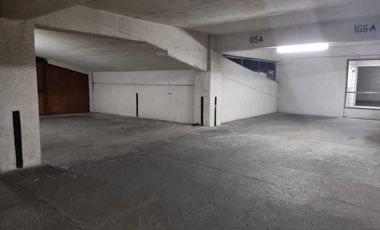Estacionamiento en arriendo en LAS CONDES