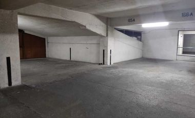 Estacionamiento en arriendo en LAS CONDES