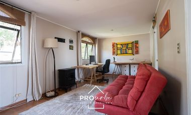 Casa en Venta en Casa con vista a Stgo. en Álvaro Casanova