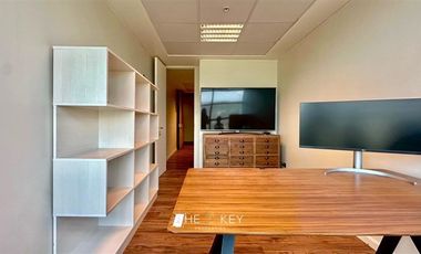 Local Comercial en Arriendo en José Alcalde Délano - Clínica MEDS