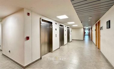 Local Comercial en Arriendo en José Alcalde Délano - Clínica MEDS