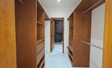 Casa en Venta Lomas de la Rioja | Un piso y mucha iluminación