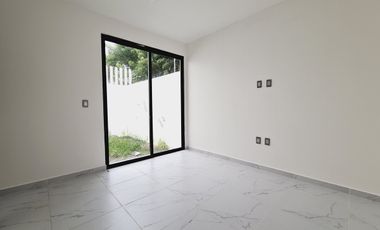 Casa en Venta Lomas de la Rioja | Un piso gran comodidad