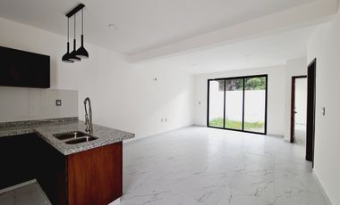 Casa en Venta Lomas de la Rioja | Un piso gran comodidad