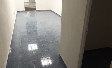 Rento extensa oficina a 3 cuadras del Aeropuerto de la Ciudad de México.