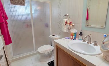 Oportunidad  CASA EN VENTA EN JURIQUILLA,EL FARO, la principal en planta baja