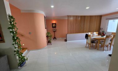 Oportunidad  CASA EN VENTA EN JURIQUILLA,EL FARO, la principal en planta baja