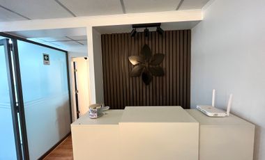 VENTA OFICINA EXCELENTE CONECTIVIDAD LAS CONDES