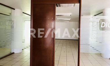 EDIFICIO COMERCIAL EN RENTA- TOLUCA Paseo Cristóbal Colón.  - (3)