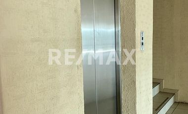 EDIFICIO COMERCIAL EN RENTA- TOLUCA Paseo Cristóbal Colón.  - (3)