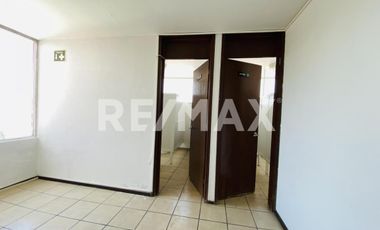 EDIFICIO COMERCIAL EN RENTA- TOLUCA Paseo Cristóbal Colón.  - (3)