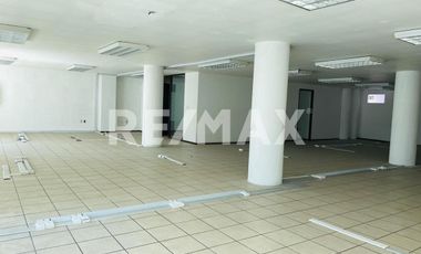 EDIFICIO COMERCIAL EN RENTA- TOLUCA Paseo Cristóbal Colón.  - (3)