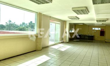 EDIFICIO COMERCIAL EN RENTA- TOLUCA Paseo Cristóbal Colón.  - (3)