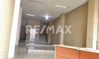 EDIFICIO COMERCIAL EN RENTA- TOLUCA Paseo Cristóbal Colón.  - (3)