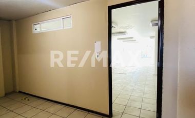 EDIFICIO COMERCIAL EN RENTA- TOLUCA Paseo Cristóbal Colón.  - (3)