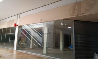 Local en centro comercial en renta en San Andrés Atenco Tlalnepantla de Baz México.