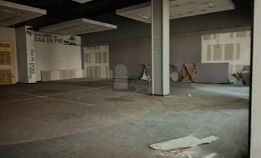 Local en centro comercial en renta en San Andrés Atenco Tlalnepantla de Baz México.