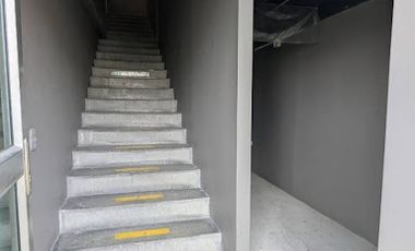 ARRIENDO de BODEGAS en SABANETA