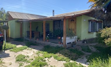 VENDE CASA 2 DORM, 1 BAÑO, GRAN PATIO, LO HERRERA- SAN BERNARDO