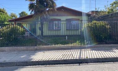 VENDE CASA 2 DORM, 1 BAÑO, GRAN PATIO, LO HERRERA- SAN BERNARDO
