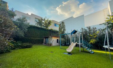 Casa en Venta en Puerta del Bosque con mucho jardín (zona Andares)