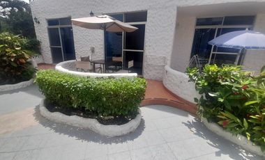 Venta Suite en Tonsupa 64m2 en Av. Club del Pacífico y Diamondbacks Beach IR