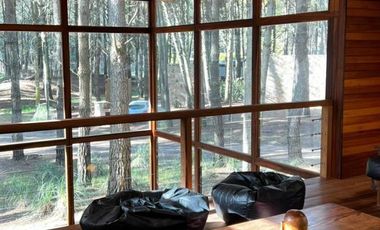 Casa en venta - 3 Dormitorios 2 Baños - Pinamar