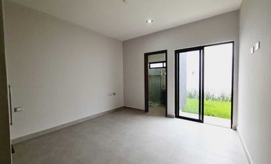 Casa en Venta Lomas de la Rioja | Recámara pb y amplio jardín